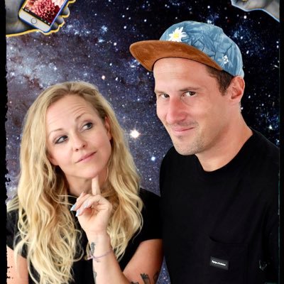 Offizielle Twitter-Seite von Hoffmann & Kollmann. Die Radioshow gibts jeden Freitag von 16 bis 20 Uhr bei egoFM. Den Podcast überall wo es Podcasts gibt.