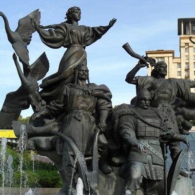 русня повинна здо..нути, але мені не подобаються зелені люди любих типів, як влада так і їх виборці, бум ласка оминайте мене, ми різні...