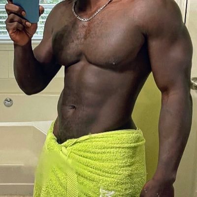 Foto meramente ilustrativa 😋 Putaria é comigo mesmo! Amizade colorida, sexo a 3, 4, 5, o que rolar 🔥 Amo a adrenalina de trepar em lugares públicos 😈