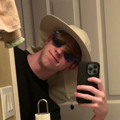 Manatee County’s #1 top pick for sexiest redhead. Former #1 Mobile Geometry Dash player (currently #2)