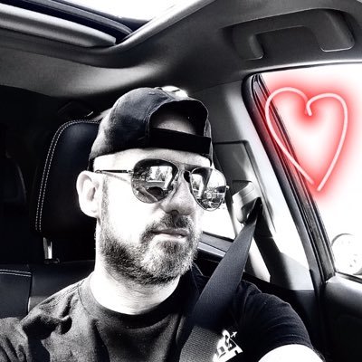 deBuzzaccarini's profile picture. New account Forex / Crypto / NFTs Pay it forward. 
A.R.K.(acts of random kindness). Be good!