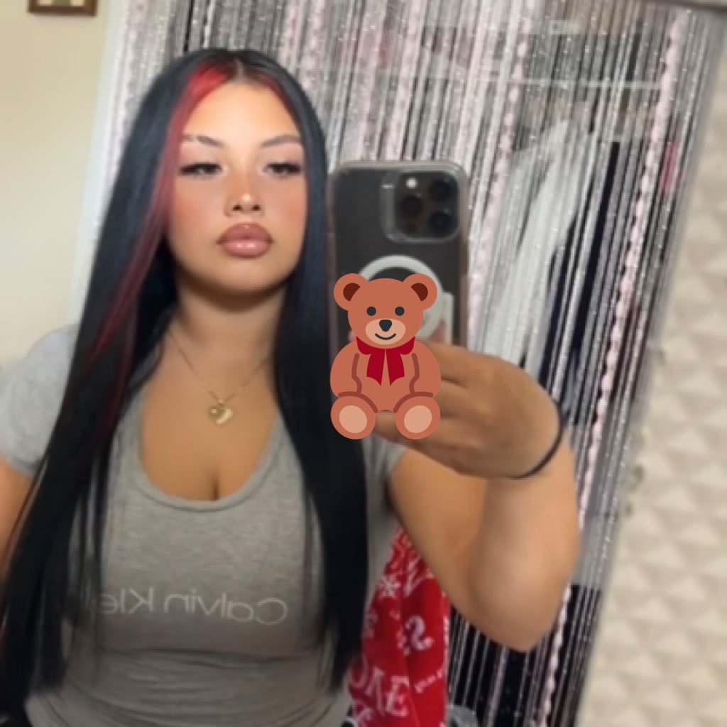 stephxnie515's profile picture. 