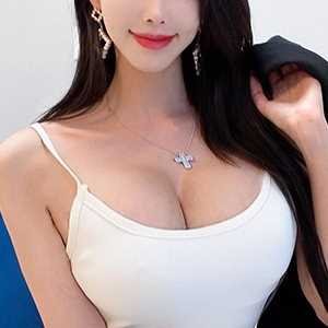 waka76ro's profile picture. 🐥毎日ヒマすぎて裏アカしてる🙋‍♀️ 秘密で楽しめる方と出会いたいなぁ💘 Hな関係も平気🤗 おふ●こと見せ合いも興味あるから遊びにかもーんだよ😆 フォローいっぱいお願いします💗