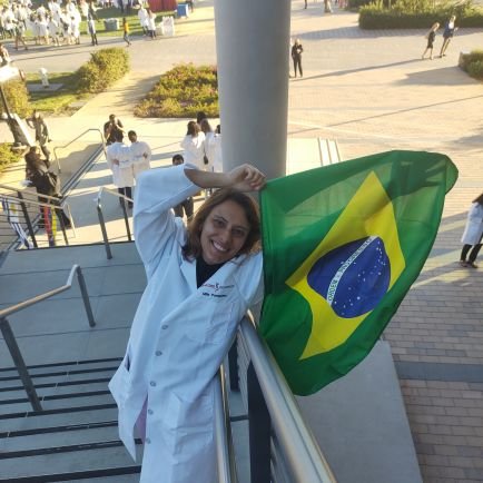 PhD Student @ LOBSU // Biologist 🐜🌿☀️🌕⏰ // Podcaster (Charlando) // From Bahia-Brazil ♀️🏳️‍🌈🇧🇷 //
she/her