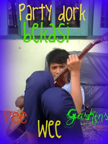 estulatschild's profile picture. 