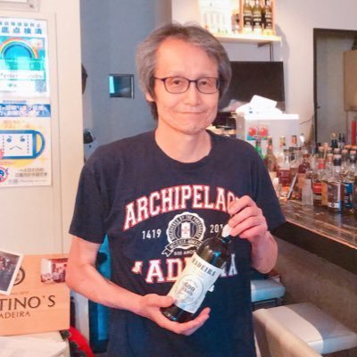 café+bar Leandro(レアンドロ) すーさん64歳奮闘中!! 日本初マデイラでギネス認定｜JR大塚駅北口徒歩5分 マデイラ酒&料理,スイーツ,世界標準のエスプレッソ 昼12:00-14:00/夜18:00-0:00(週末は翌2:00)年中無休