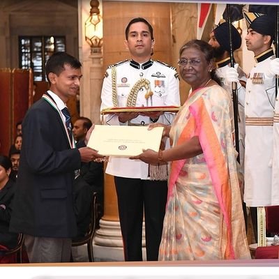 ★President Awardee🏅🇮🇳
(NSS Award 2020-21, Ministry Of Youth Affair & Sport's, Government Of India)
#Nation_First_Character_Must
 🇮🇳जय हिन्द🇮🇳