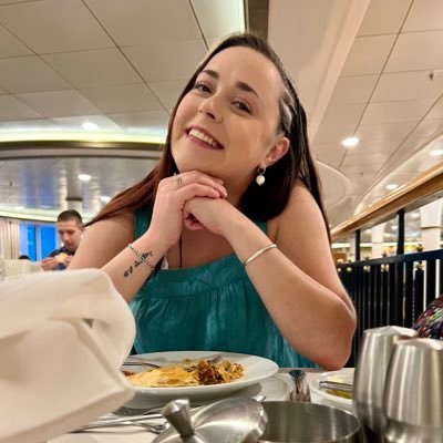 M.S. CCC-SLP • 2x Baylor alumna • 1w9