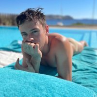 Hot Celeb Guys (@hot_guy_celebs) 's Twitter Profile