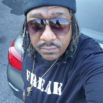 CEO- @PizattConsulting @primostarscc #SCORPIO, Author of #LaJefa,Travel Junkie, Economist, Event Rep,PartyHost #STEELERSNATION SC/IG-Pizatt #MOREHOUSE