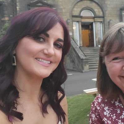 badgerhead1985's profile picture. A proud scouser through and through who loves nothing more than being with the people I love!! Shopaholic,planaholic,foodaholic,rantaholic ☺