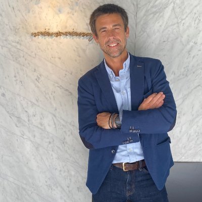 Abogado. Master en Derecho del Deporte (ISDE)