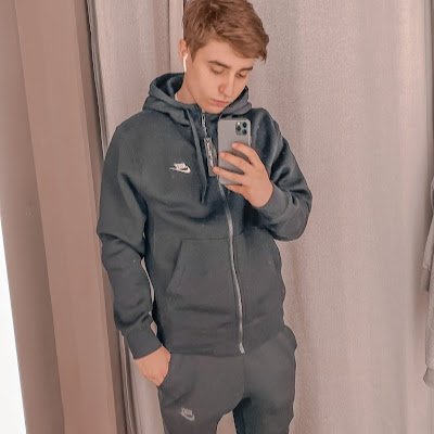 IZiuziev's profile picture. 