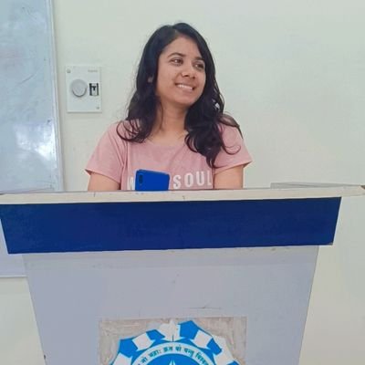 Divyanshibun16's profile picture. 