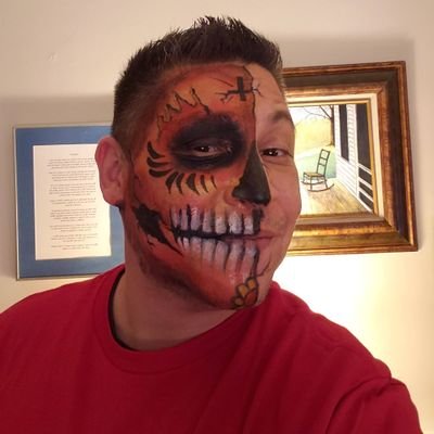 isidrothomasjr's profile picture. Just a man trying to be a man in a world full of chaos.