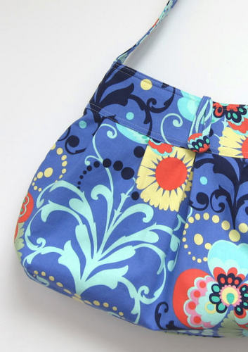 Visit http://t.co/VKChRX7FVp for unique and trendy handmade diaper bags, handbags, and totes.