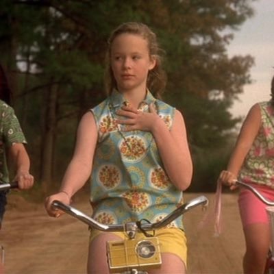 #FilmTwitter 🍿Here for the movies! 🎞 Wild spirit.🤸🏼♂️Non, Je Ne Regrette Rien 🥀 American. 🇺🇸 & a SAG ♐️.🌈 BLM. ⭐️ MOVIES & TV♥️ Vaccinated. 😎