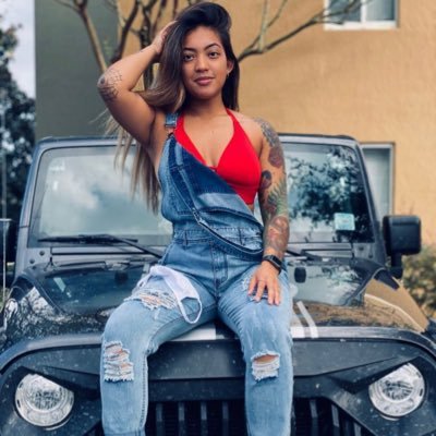 AngelaM42603590's profile picture. 