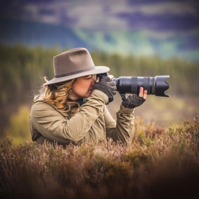 Professional Fieldsports Photographer. Contributor to @countrylifemag and @horseandhound among others. Hunting Lass completely passionate about the countryside!