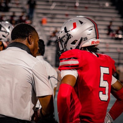 child of god 🙏🏾4⭐️ 6’0, 170, DB 🏈🏃🏾‍♂️ | , 2024 , Union high school. #1 DB in Oklahoma. 100:10.71 200/ 21.93 https://t.co/3A6oNv7o5X