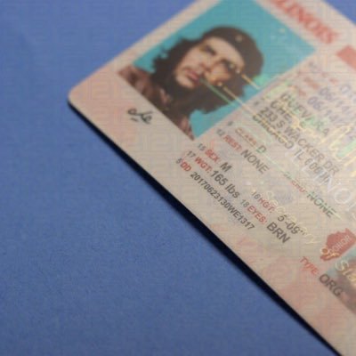 hmu for the best fake ids in the nation https://t.co/VhsBjwHrSl