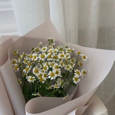 Khuloodsal's profile picture. تفائل بما تهوى، يكُن💕