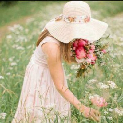 nuha4778's profile picture. ‏‏‏‏‏‏‏‏‏‏‏‏‏‏‏‏ابغفى كني الطفل الغرير  ولا تصحيني♡♪   
     
ابي ارتاح من بعضـ  الشقى ومن لعبة الايام♡♪