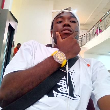 viashima10's profile picture. I loved❤😘 anything that makes me feel sweet 🍭🍬