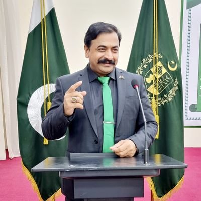 Punjabi Poet l President PMLN Oman 🇴🇲 l CEO-Sharooq Al Wahat Trading LLC l Director Pakistan Social Club Oman 🇴🇲
https://t.co/aGag8XTLJ4