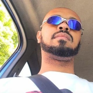 gjpes's profile picture. 😁🤐