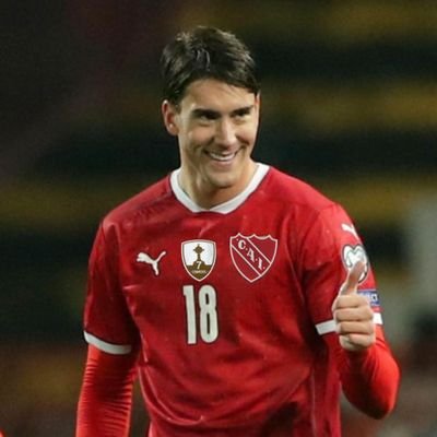 A veces baiteo. A veces no. La gracia está en saber cuándo. Si pierde el rojo pierde mi familia 🇦🇹