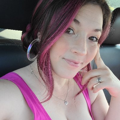 Writer/Actor | Story lover | She/Her | 
Streaming Horror TTRPs & movie/book reviews on twitch.
https://t.co/qIRrlxbBrr