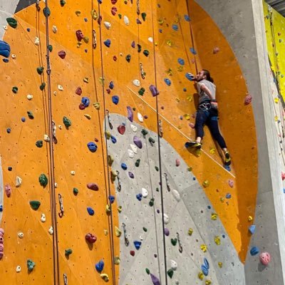 Klaxonneur's profile picture. Les Freres // ♒️