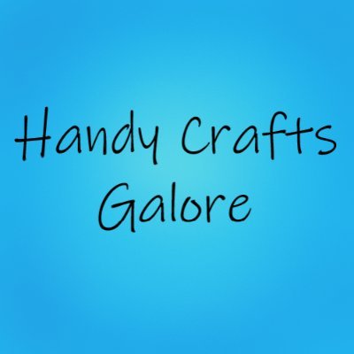 I am a small business built of handmade crafts like earrings, bracelets, keychains, crochet and more!