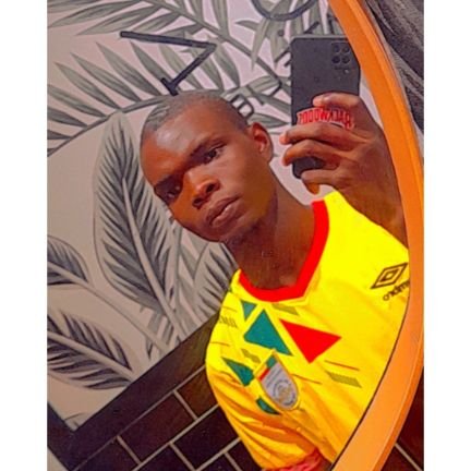Le secret du changement, c’est de concentrer toute son énergie, non pas à lutter contre le passé mais à construire l’avenir.~ Marius leking 🇧🇯🇧🇯