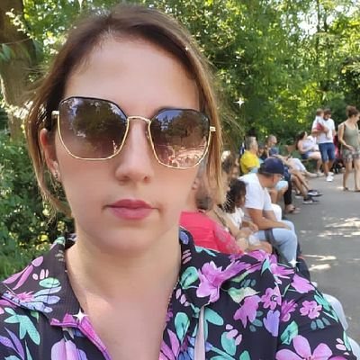 Je recherche une relation sérieux sans prise de tête et durable et respectueuses j'habite en France