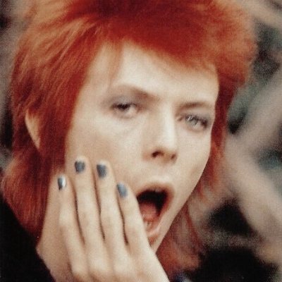 Que el cielo exista, aunque mi lugar sea el infierno.
Me gusta leer, el rock, la cerveza con marihuana y el pollo broster