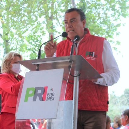 Presidente del Comite Municipal del PRI #NAUCALPAN.