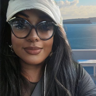 Ladyama5472's profile picture. 