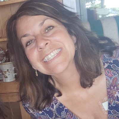 FranceMarion2's profile picture. Mère 3 fois. Amoureuse 1 fois.  Enseignante. Déteste le manque de respect , la vulgarité. En rémission d'un cancer colorectal 💪🍀. Savourons la vie 💚!