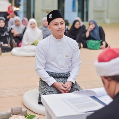 Setiap Perjalanan Dalam Hidup Pasti Ada Yang Manis & Pahit. Jadi, Teruskan Hidup Dengan Senyuman.