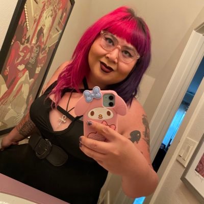 Ace trans babe, photographer of pro wrestling and burlesque, freelance camera assist, co founder of AustinVHSSwap & (former) volunteer Archivist at AGFA