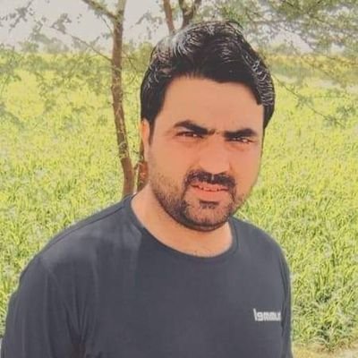 گناہ کر کے کہا۔ چھپاؤ گے
یہ زمین و آسمان اسی کا ہے