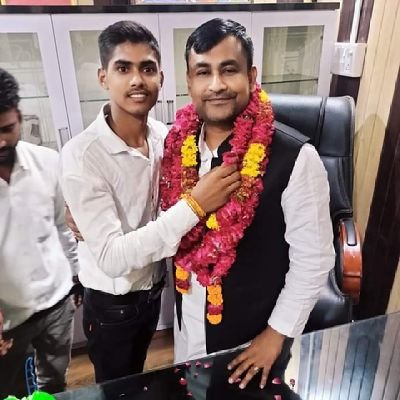 Yadavarvind209's profile picture. @samajwadiparty                                               #कट्टर_समाजवादी 🇧🇾🚲🚲🇧🇾 #कार्यकर्ता सामजवादी पार्टी 🇧🇾