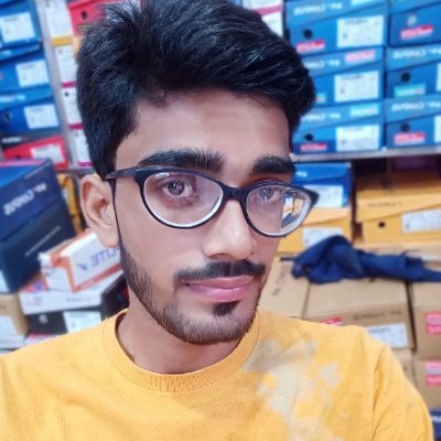 Rahulkumar0002's profile picture. Banker by Profession.....
Stay Calm and Compose...
Pizza Lover