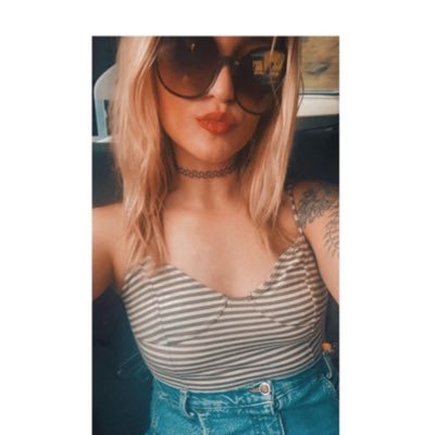 whitt_bree's profile picture. keep it wavy baby 🧜🏻‍♀️