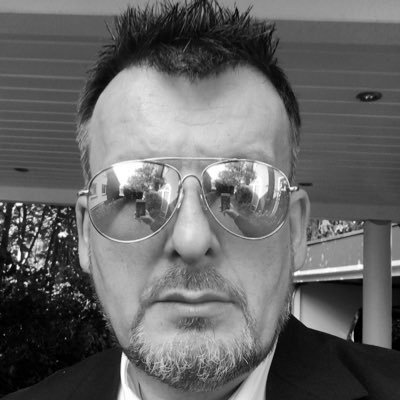Alter Ego von @gtorges. ☝️ Here for you if @gtorges isn't.