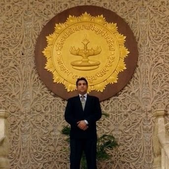 RatanTarafdar's profile picture. Professional