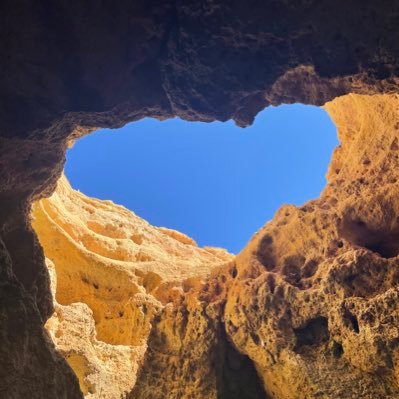 GillianL219's profile picture. Finance professional and mum of two.