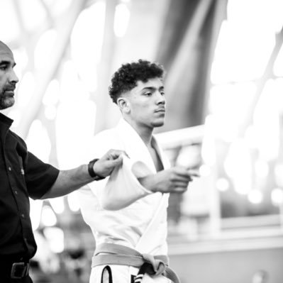 Athlète professionnel🥋 Venez me suivre sur snapchat : iliasbjj1 👻🇲🇦 tout ici 👉 https://t.co/GryW8rCbL5 Instagram / YouTube : iliasbjj